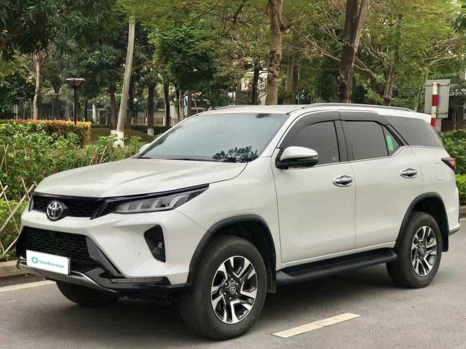 TOYOTA FORTUNER