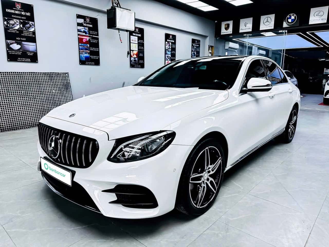 MERCEDES E200