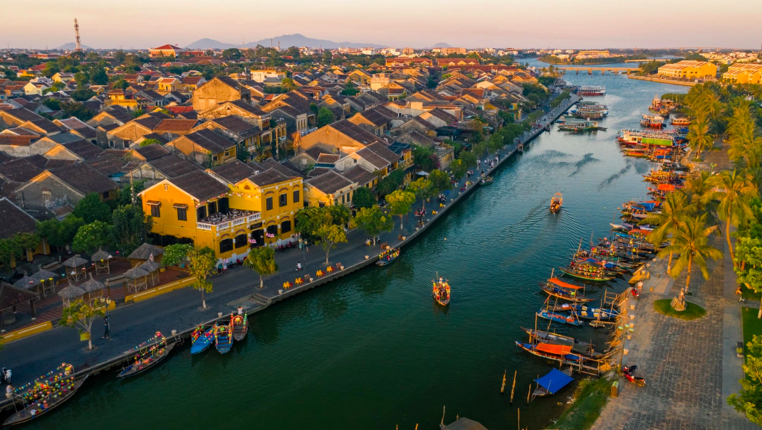 xe Đà Nẵng đi Hội An