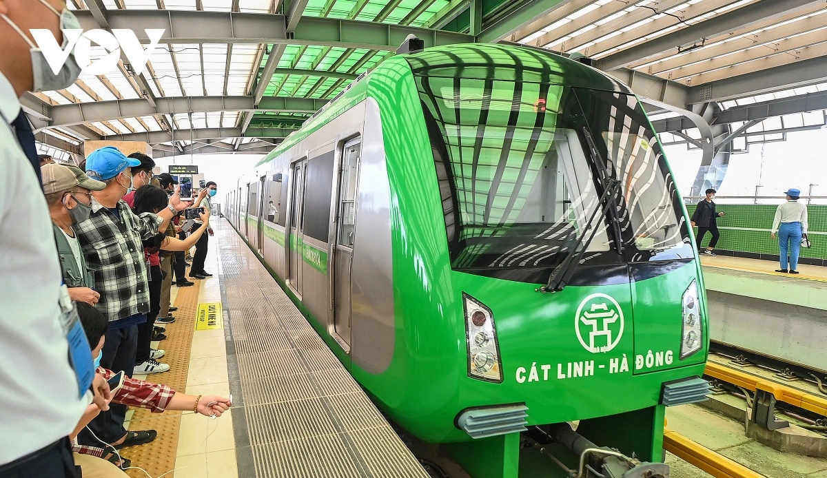 Giá vé, giờ chạy, lộ trình và cách mua vé tuyến Metro 2A Cát Linh- Hà Đông