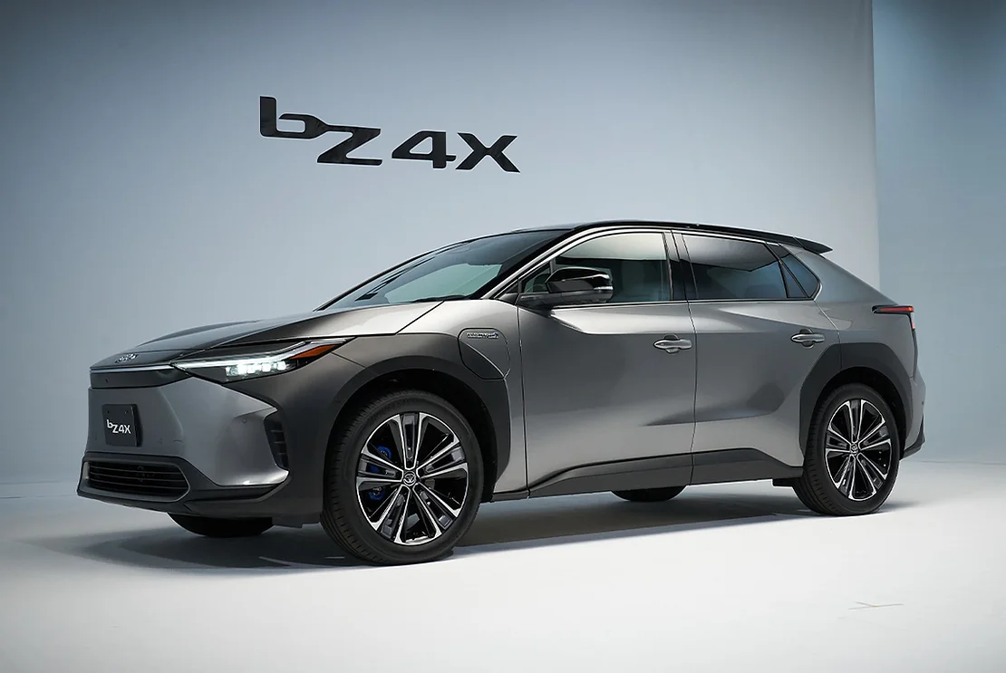 Toyota bZ4X 2025 – SUV điện giá từ 1,2 tỷ đồng tại Thái Lan.