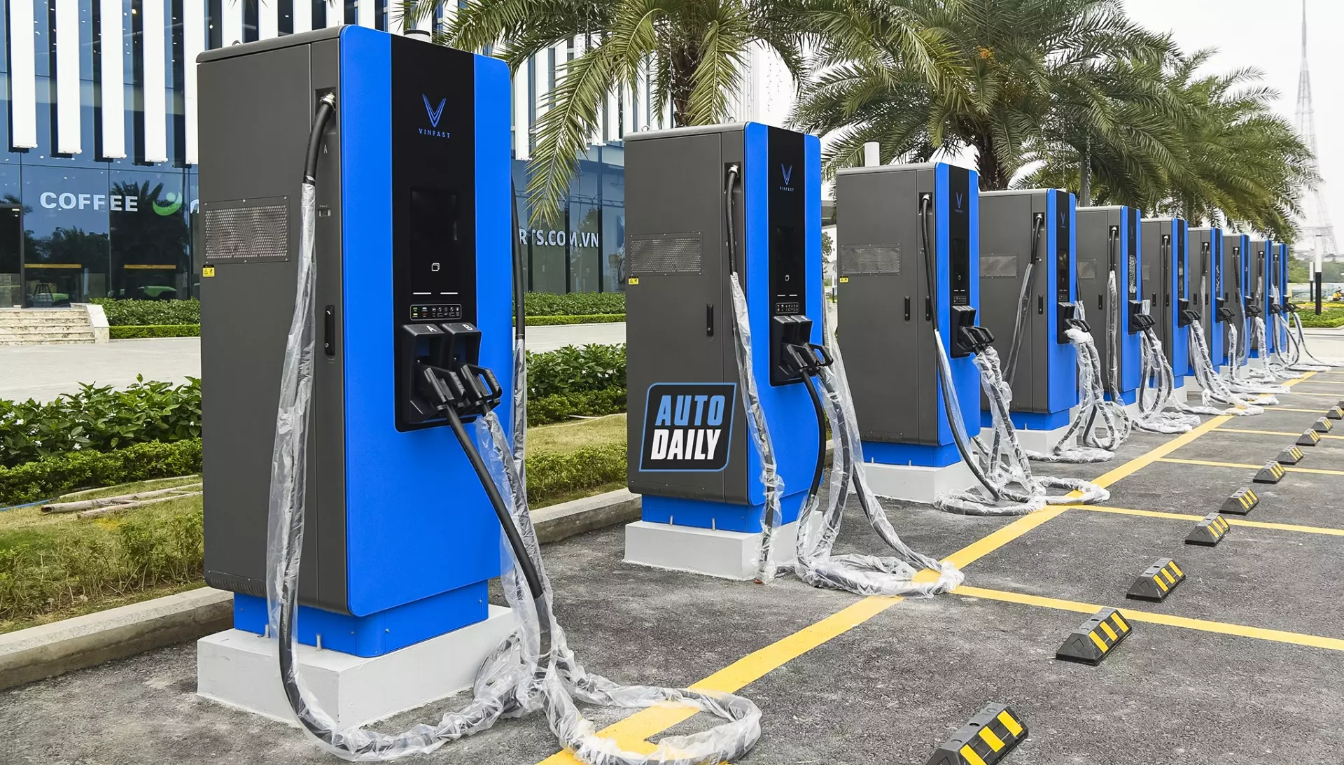 Xu hướng sử dụng xe ô tô điện tại Việt Nam 2025