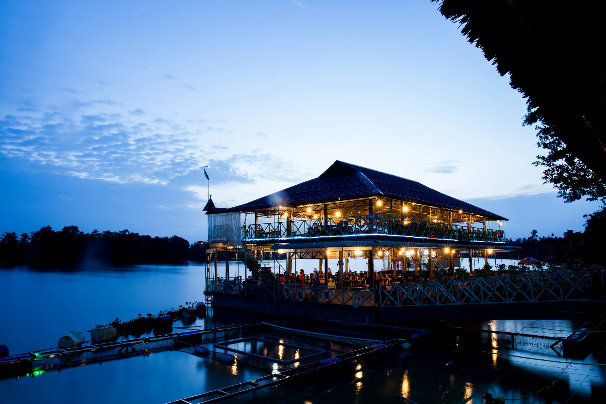 Khu Du Lịch Sinh Thái Dìn Ký – Cắm Trại Ven Sông