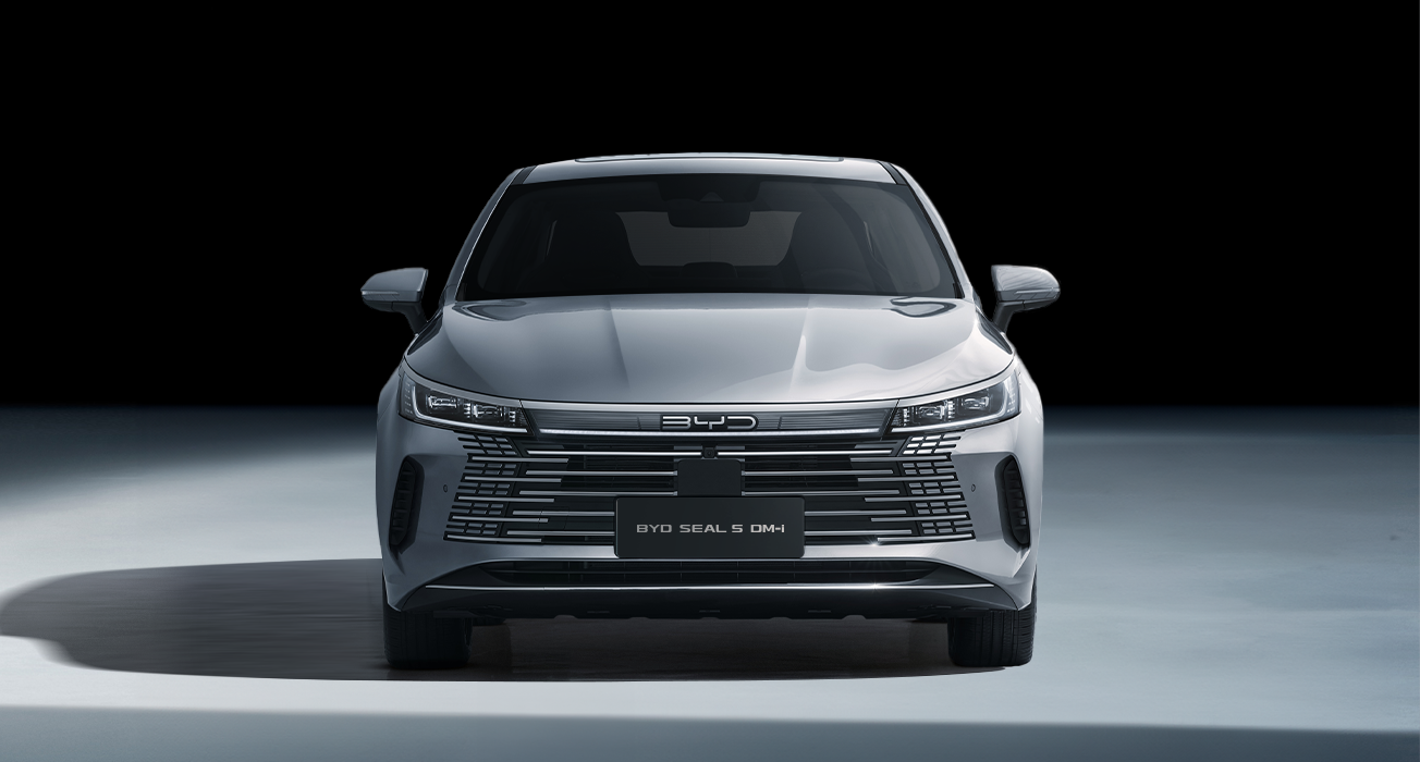 BYD Seal 5 hybrid mới Việt Nam 2025