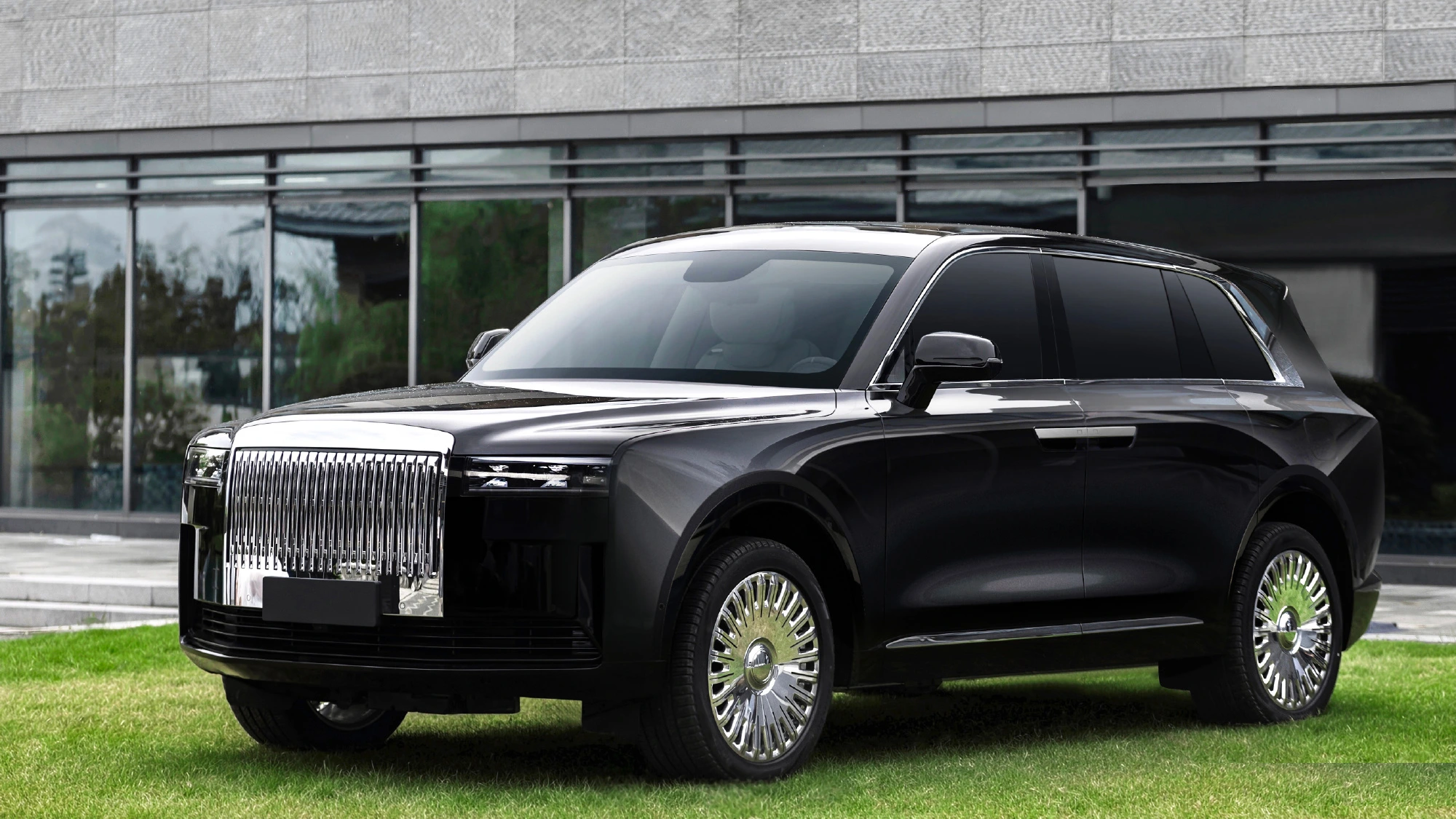 Thiết kế ngoại thất SUV Dreame giống Rolls-Royce Cullinan 2025