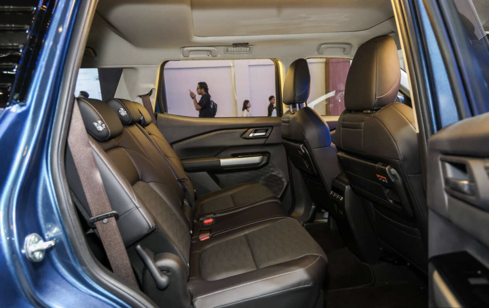Nội thất rộng rãi Mitsubishi Destinator – Tiện nghi SUV gia đình 7 chỗ Việt Nam 2025