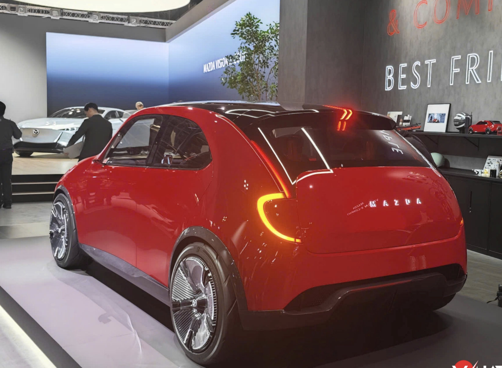 Mazda Vision X-Compact phục vụ nhu cầu di chuyển trong đô thị