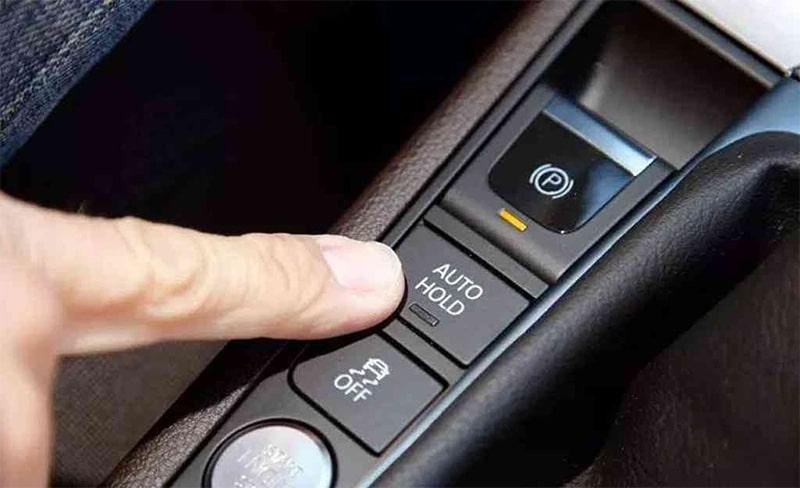 Phanh Tay Điện Tử Auto Hold: Tính Năng Hỗ Trợ Đỗ Xe