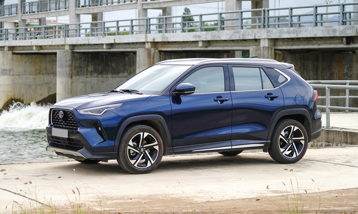 VF 6 và Yaris Cross chiếm hơn 50% thị phần CUV cỡ B sau ba quý đầu 2025
