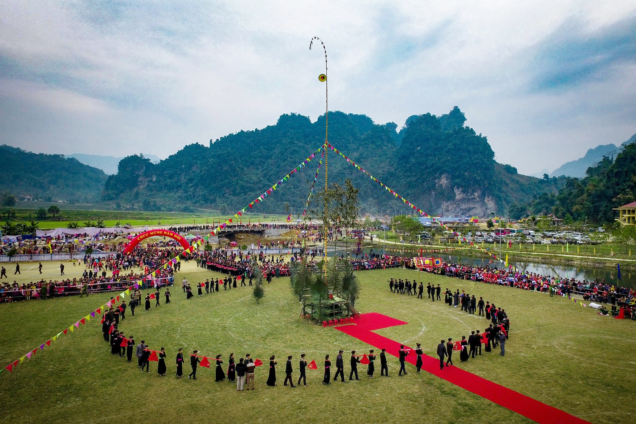Lễ hội Lồng Tồng (Tuyên Quang & Cao Bằng)