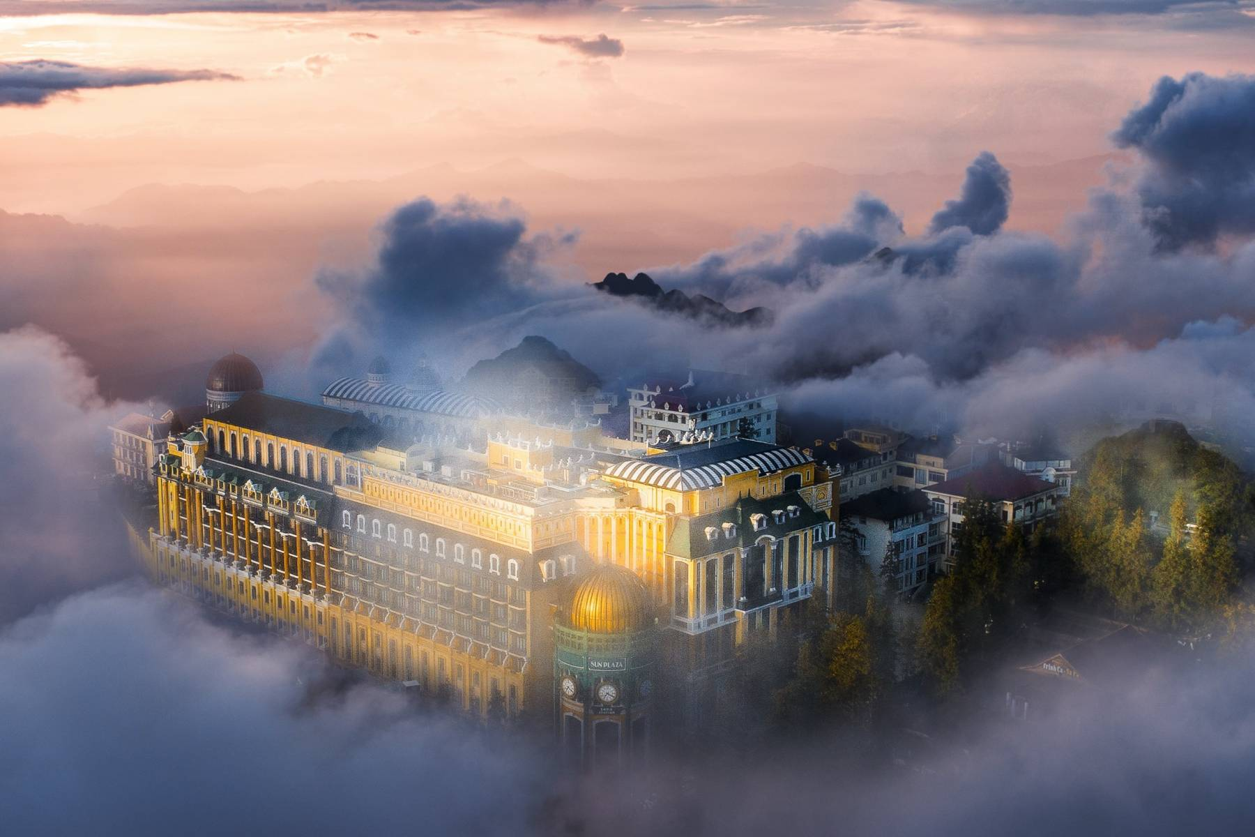 Sapa – Săn mây, tắm lá thuốc và ôm trọn núi rừng