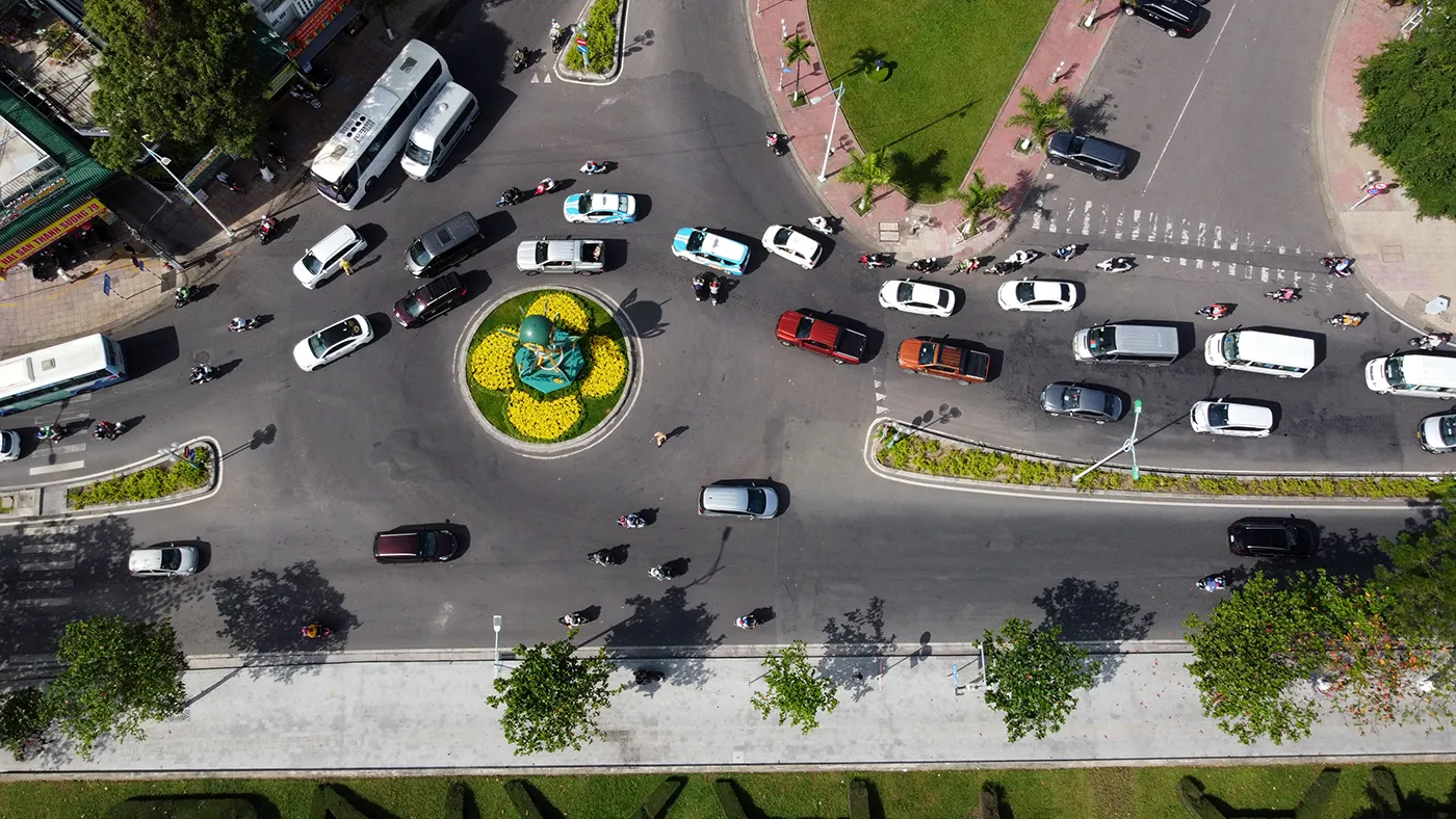 Lợi ích thuê xe tự lái Khánh Hoà