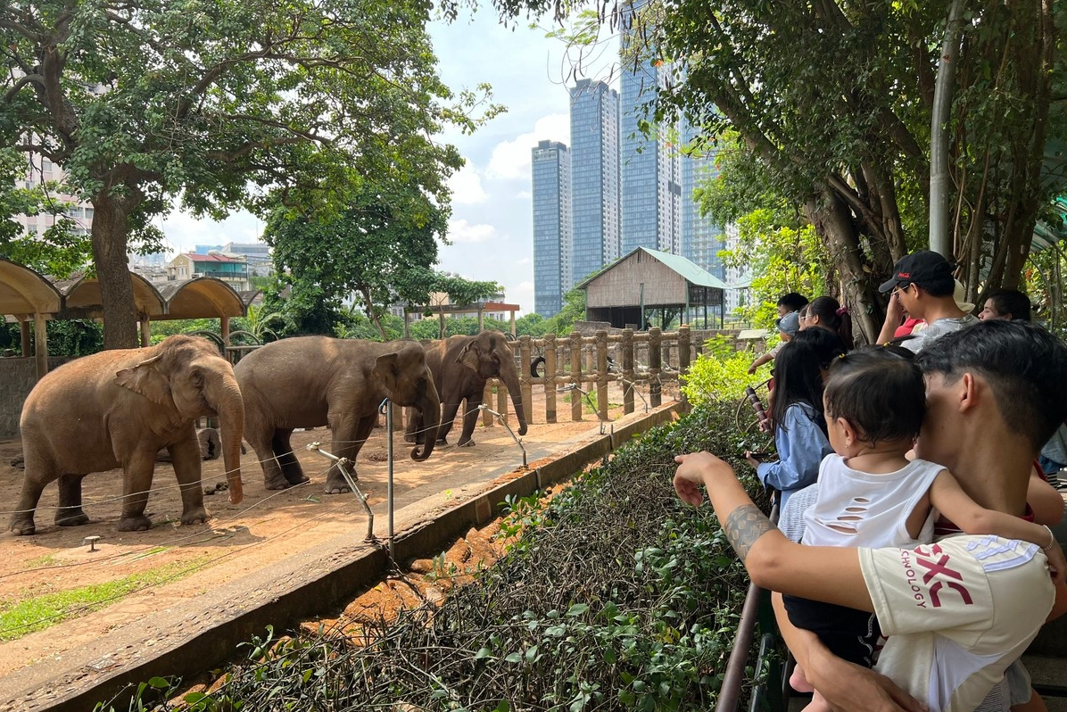 Các Khu Vườn Thú Nổi Bật