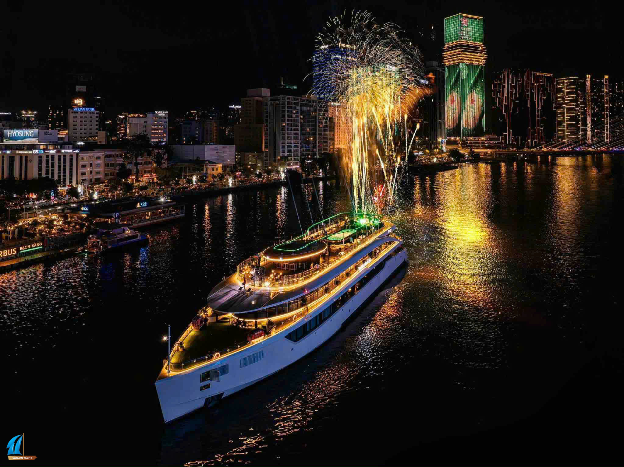 2.2. Countdown trên Du thuyền Bến Thành Princess