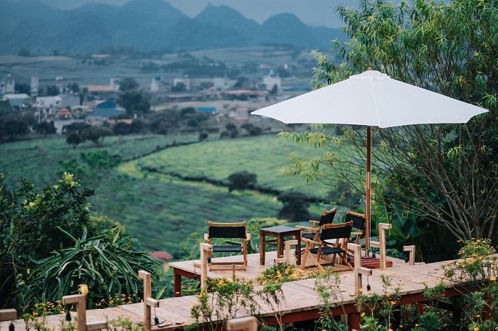 Thưởng thức hoàng hôn từ các quán Cafe View Đồi Chè