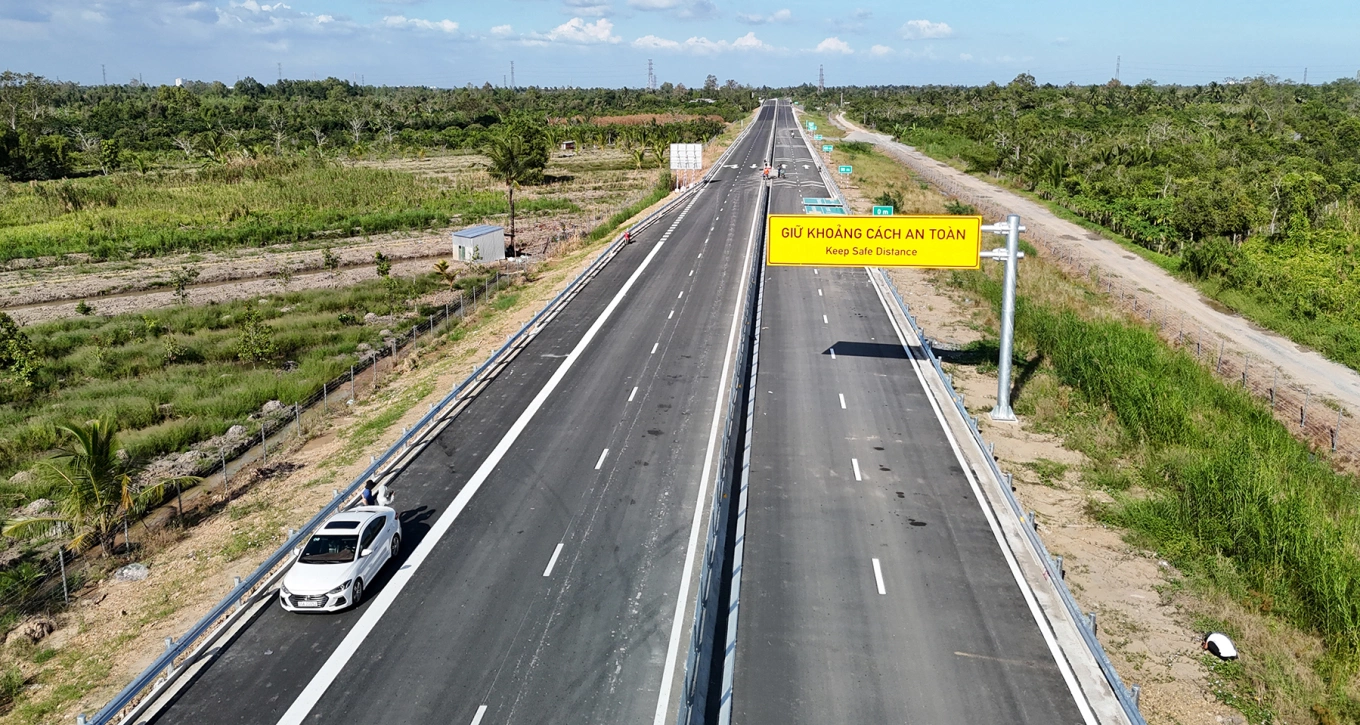 Bộ Xây dựng quy hoạch gần 9.000 km đường cao tốc đến năm 2050