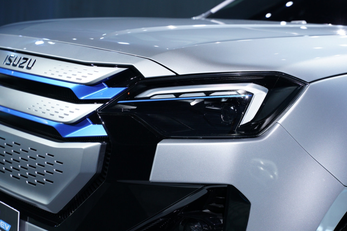 Đánh Giá Isuzu D-Max EV 2026: Giá Bán, Thông Số Kỹ Thuật Và Khi Nào Mở Bán Tại Việt Nam?