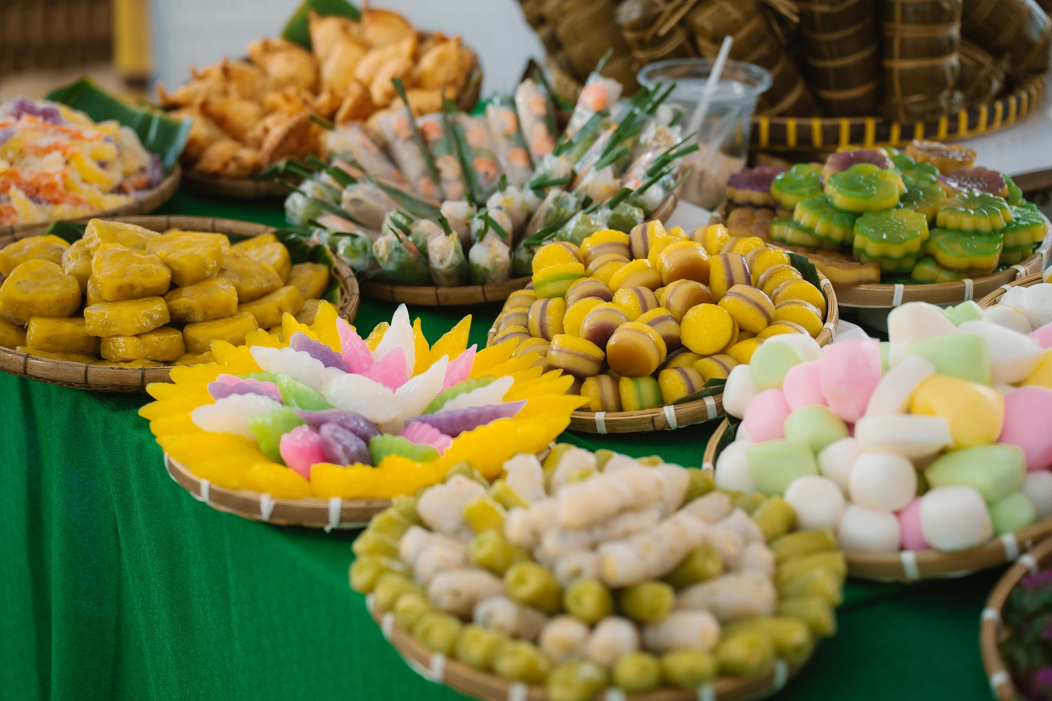 Đa dạng các loại bánh truyền thống tại Lễ hội bánh dân gian Cần Thơ.