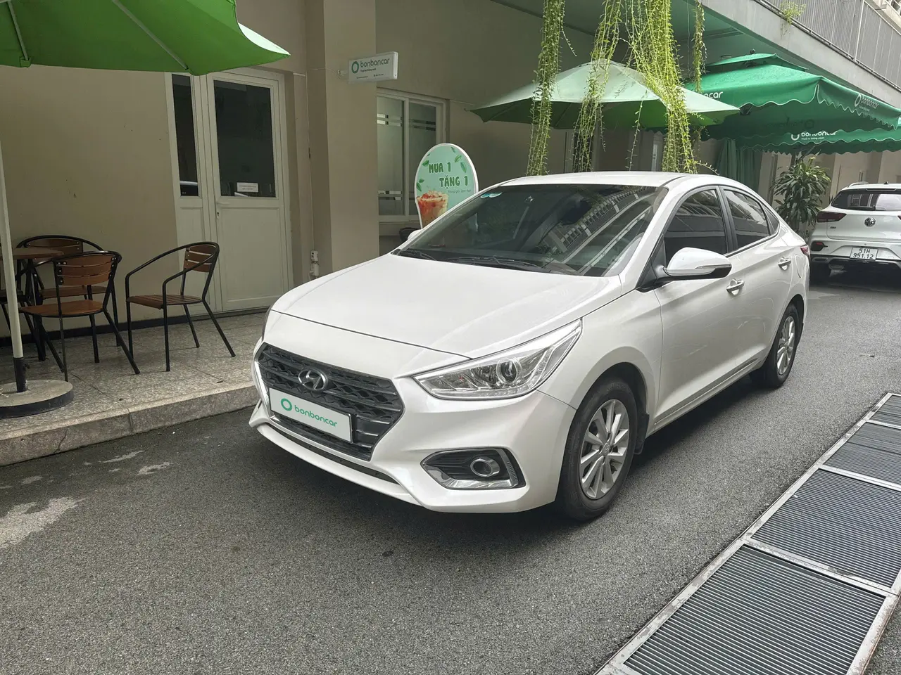 Các dòng xe 4 chỗ, 5 chỗ tiết kiệm xăng nhất hiện nay - Mazda 2, Toyota Vios, Honda City