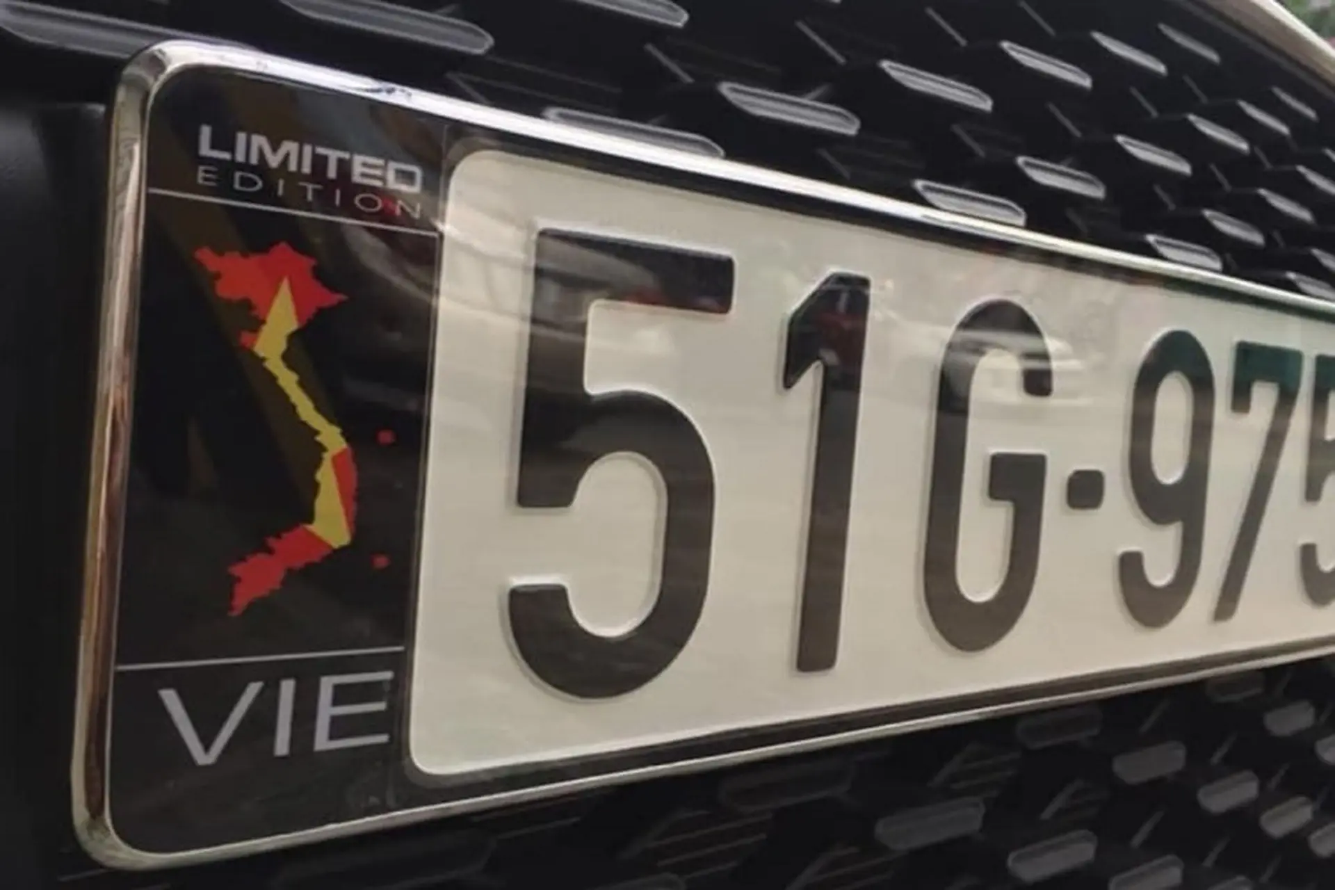 Cách tìm tên chủ xe qua biển số xe ô tô nhanh chóng bằng điện thoại