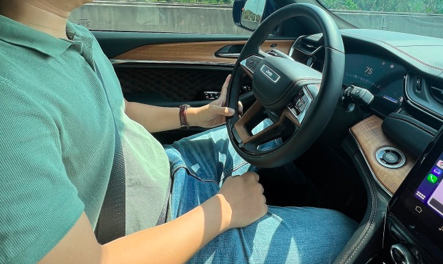 Những kỹ năng sống còn khi lái xe trên cao tốc post image