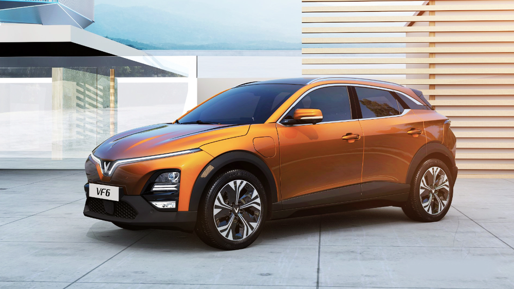 VinFast công bố kỷ lục doanh số tháng 11: Bán 16.000 xe, gần gấp đôi Toyota, trung bình mỗi ngày giao hơn 530 chiếc post image