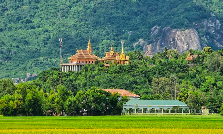 Điểm Danh Top 24 Ngôi Chùa Miền Nam Linh Thiêng Và Kiến Trúc Độc Đáo post image
