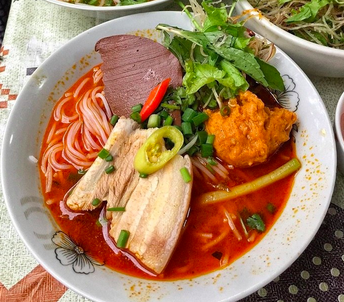 Top 7 Quán Bún Bò Huế Ngon Nhất Bạn Cần Thử Ngay tại xứ Huế post image