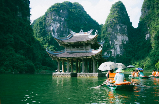 Thuê xe tự lái: Top Điểm Đến Kỳ Nghỉ Lễ 30/4 - 1/5 Năm 2025 Đẹp Nhất post image