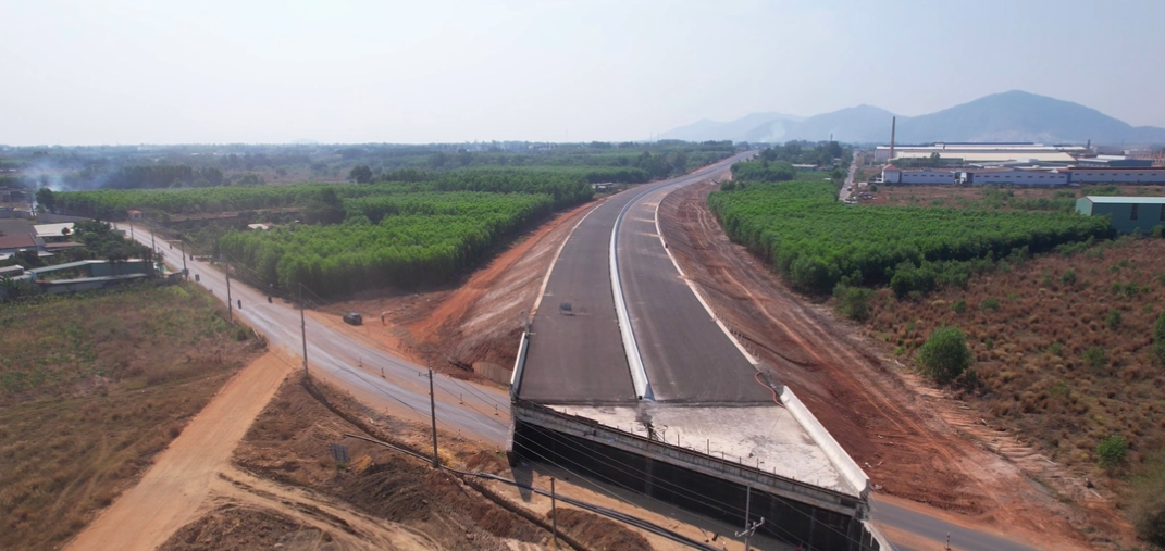 Cao Tốc Đầu Tiên Của Tỉnh Bà Rịa - Vũng Tàu Trước Ngày Thông Xe Kỹ Thuật 30-4-2025 post image