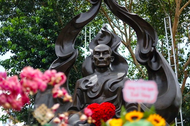 Hướng dẫn đầy đủ và những lưu ý chiêm bái xá lợi trái tim Bồ tát Thích Quảng Đức tại Vesak 2025 post image