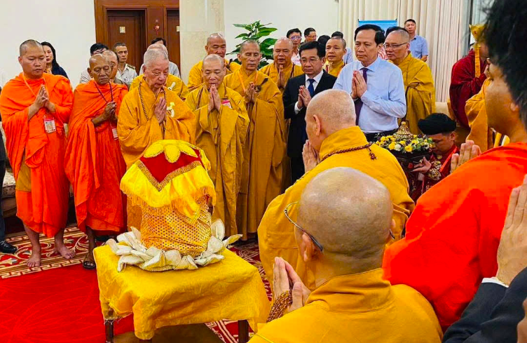 Danh Sách 4 Ngôi Chùa Việt Cung Nghinh Xá Lợi Đức Phật Nhân Đại Lễ Vesak 2025 post image