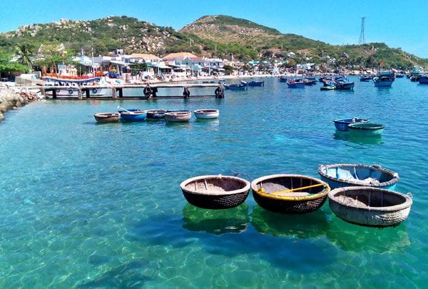 Kinh Nghiệm Du Lịch Đảo Bình Hưng Tự Túc 2025 Từ A đến Z: Đi Đâu, Ăn Gì & Ở Đâu? post image