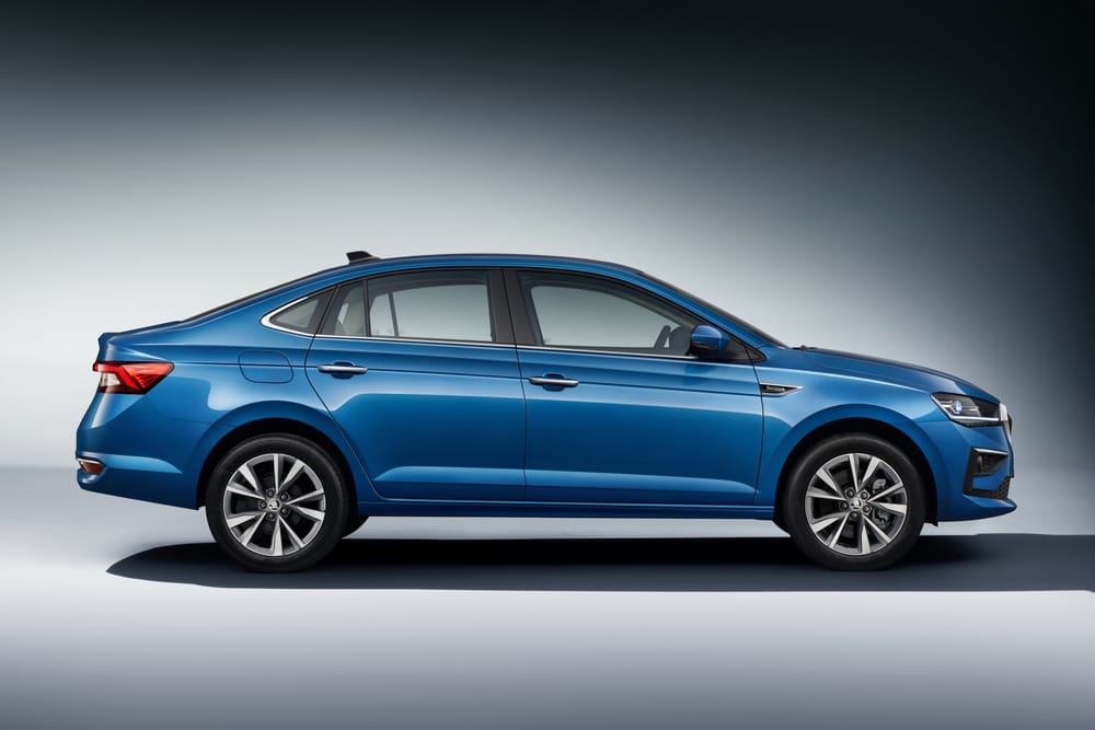 Skoda Slavia Ra Mắt Việt Nam 2025: Giá Từ 421 Triệu