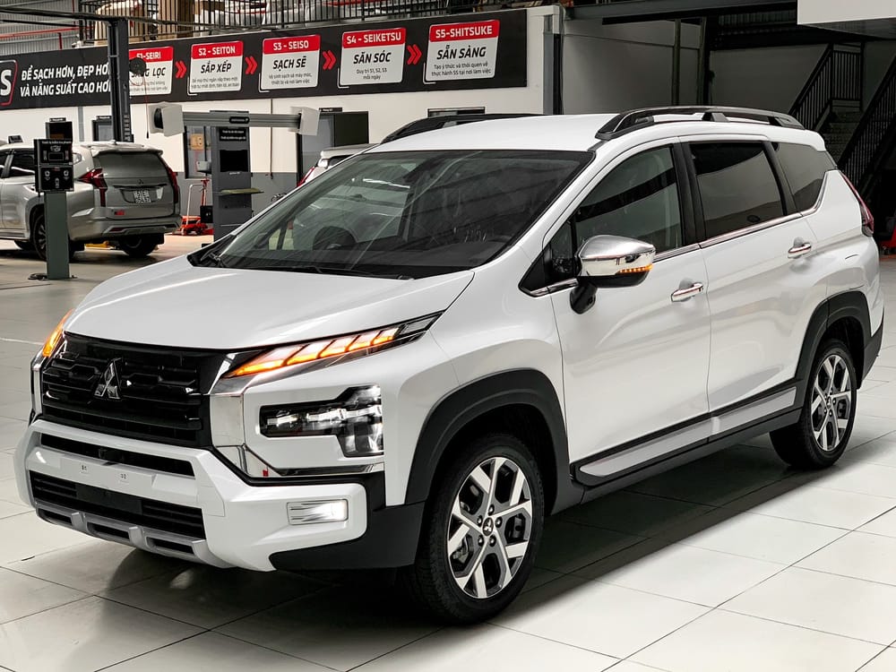 Mitsubishi Xpander Cross 2025: Review Chi Tiết, Giá Bán & Nâng Cấp Mới