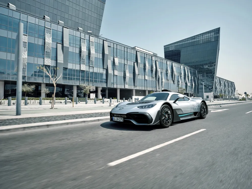 Mercedes-AMG One 2025: Quái Thú Đường Phố 1.049 Mã Lực