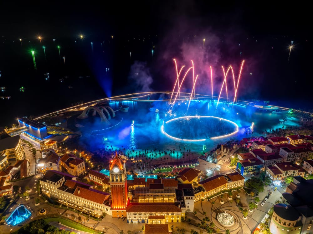 Giá Vé, Lịch Diễn Show Symphony of the Sea Phú Quốc 2025