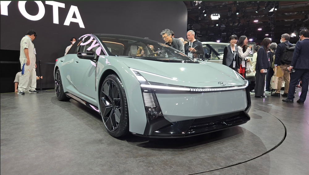 Toyota Ra Mắt Corolla Mới Với Thiết Kế Táo Bạo Đến Mức Khó Nhận Ra post image