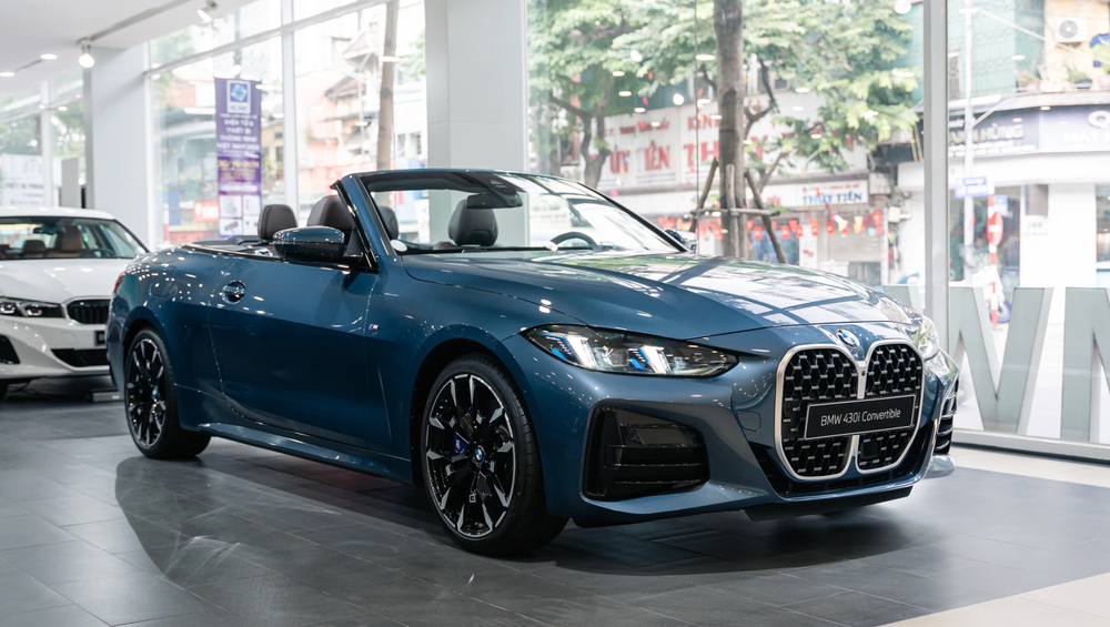 Đánh Giá BMW 430i Convertible LCI 2025: Mui Trần Cá Tính, Giá Bán & Công Nghệ Mới