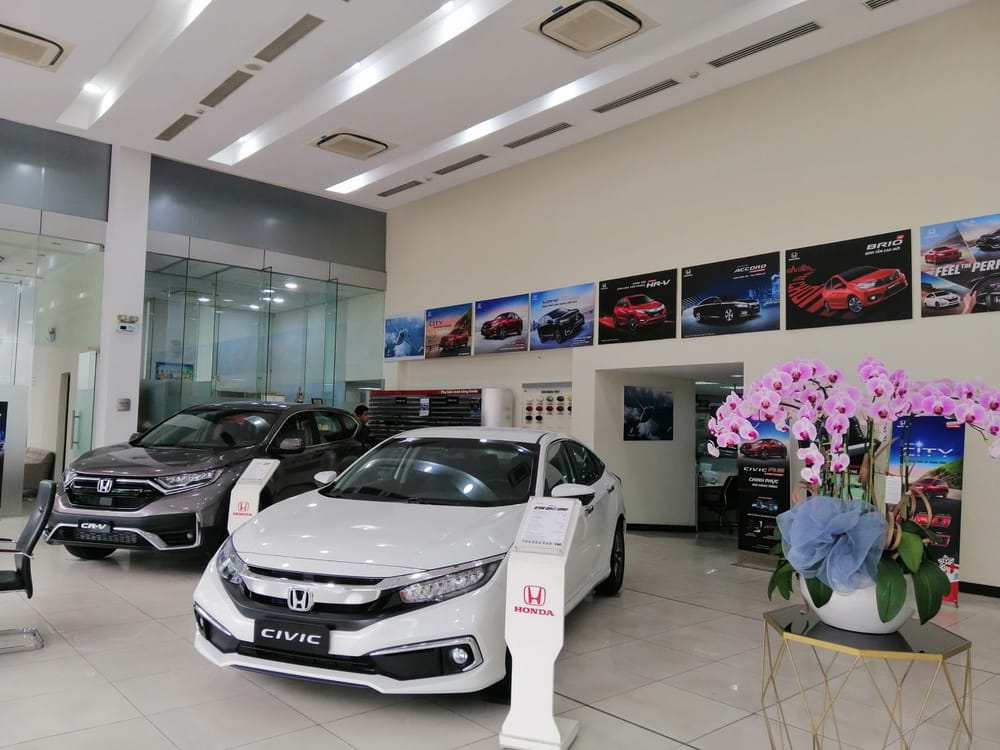 Chọn Màu Xe Ô Tô Theo Ngày Tháng Năm Sinh Hợp Phong Thủy 2026: Bí Quyết Hút Tài Lộc & Bình An