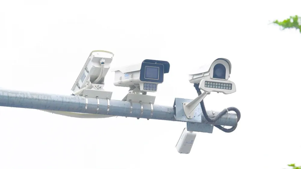 Đường Nào Ở Hà Nội Vận Hành Đèn Giao Thông Điều Khiển Bằng Camera AI?