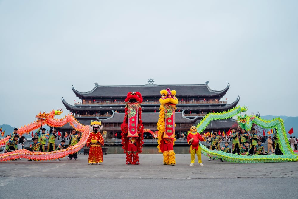 Hội Xuân Tam Chúc 2026: Lịch Trình Chi Tiết & Kinh Nghiệm Đi Lễ