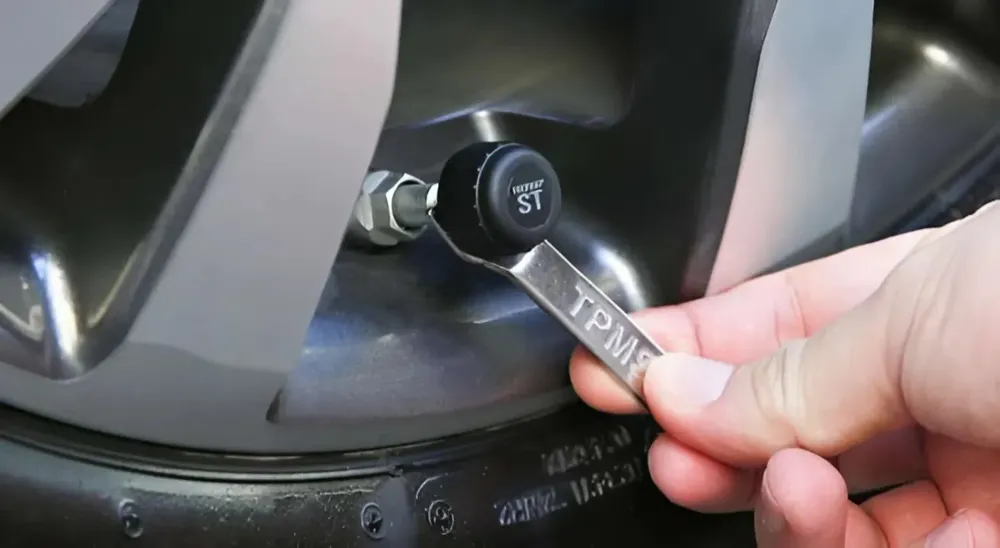 Top 5 Cảm Biến Áp Suất Lốp Van Ngoài Tốt Nhất 2026 Dễ Lắp Đặt