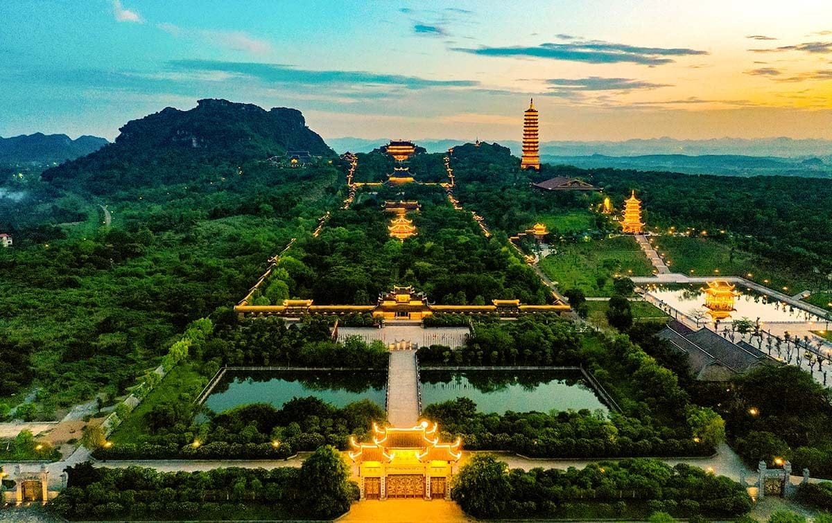Địa Chỉ Chùa Bái Đính Ở Đâu? Cẩm Nang Du Lịch Chùa Bái Đính Mới Và Đầy Đủ Nhất 2025