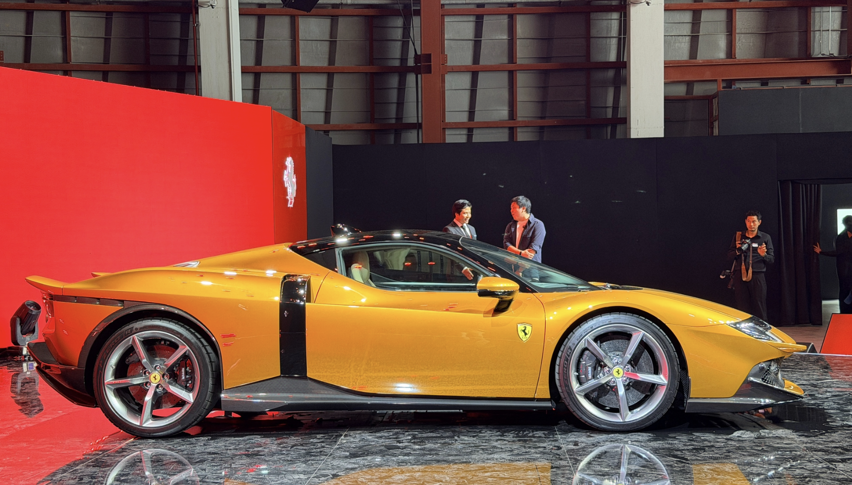 Ferrari 849 Testarossa lần đầu xuất hiện Đông Nam Á, có suất về Việt Nam năm 2026