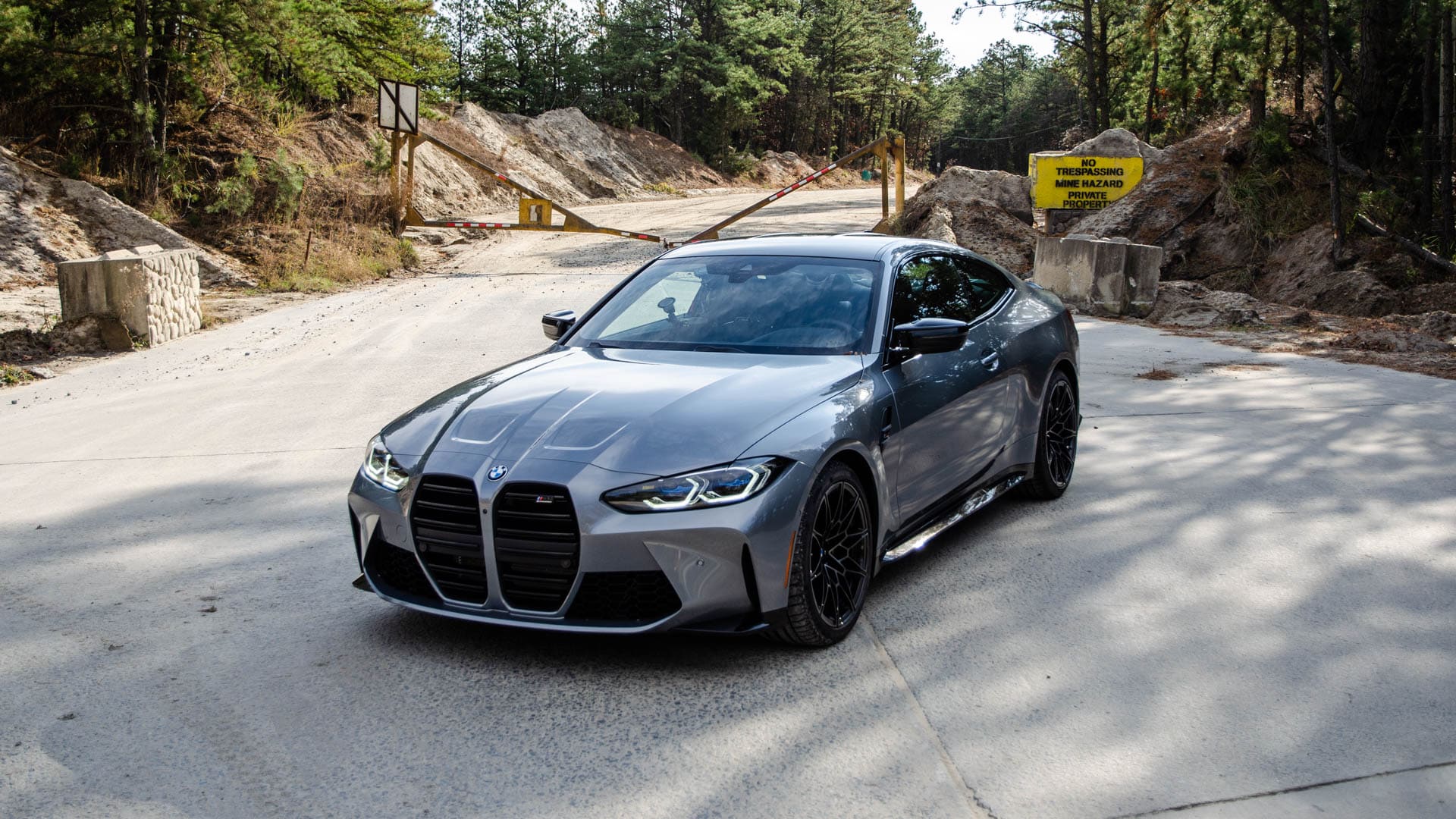 Giá Lăn Bánh BMW M4 Competition 2025: Hình Ảnh & Thông Số Chi Tiết