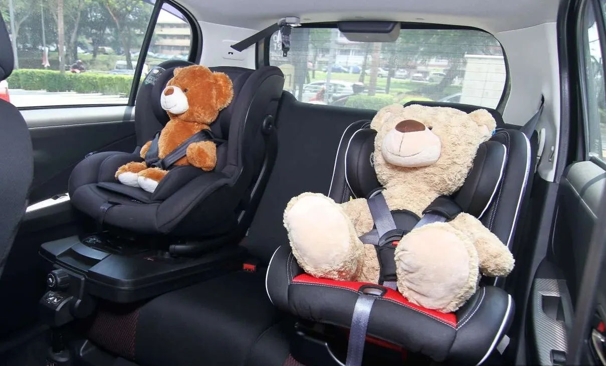 Lắp Ghế An Toàn Trẻ Em Ô Tô: Những Lưu Ý Quan Trọng Để Bảo Vệ Bé Tối Đa 2026