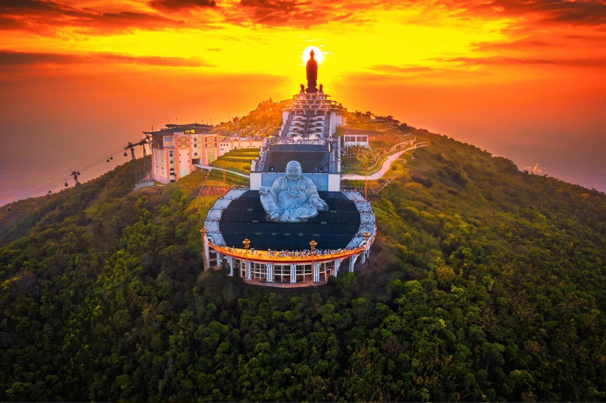 Kinh Nghiệm Đi Núi Bà Đen 2026 Từ A-Z: Chinh Phục "Nóc Nhà Nam Bộ" & Vùng Đất Linh Thiêng