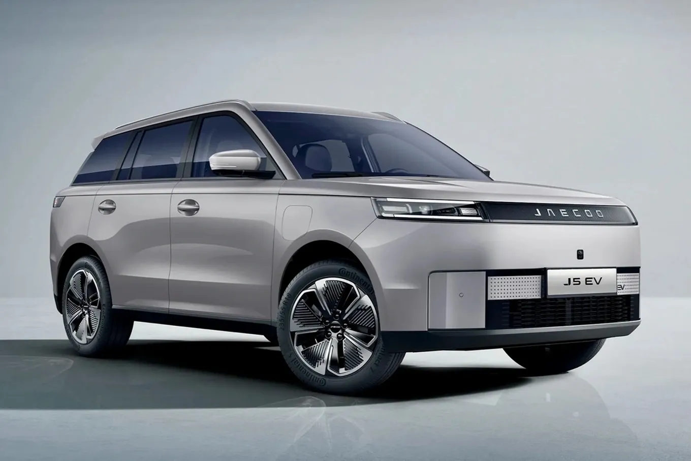 Hai mẫu SUV Trung Quốc đầu tiên lắp ráp tại Việt Nam: Omoda 4 và Jaecoo J5