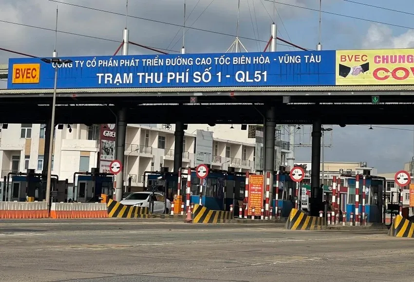 TP HCM yêu cầu tháo dỡ trạm thu phí quốc lộ 51 trước ngày 31/12